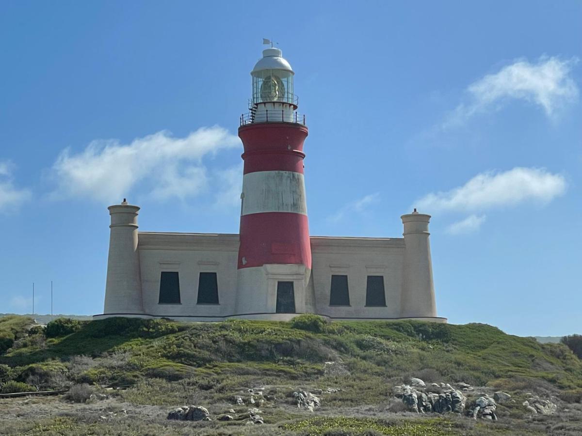 Cliff Haven Hotel Struisbaai Exterior foto